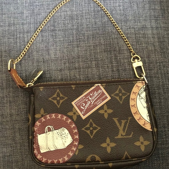 🧡🤎🤎🎁🎄Luis Vuitton limited edition mini pochette - Picture 2 of 9